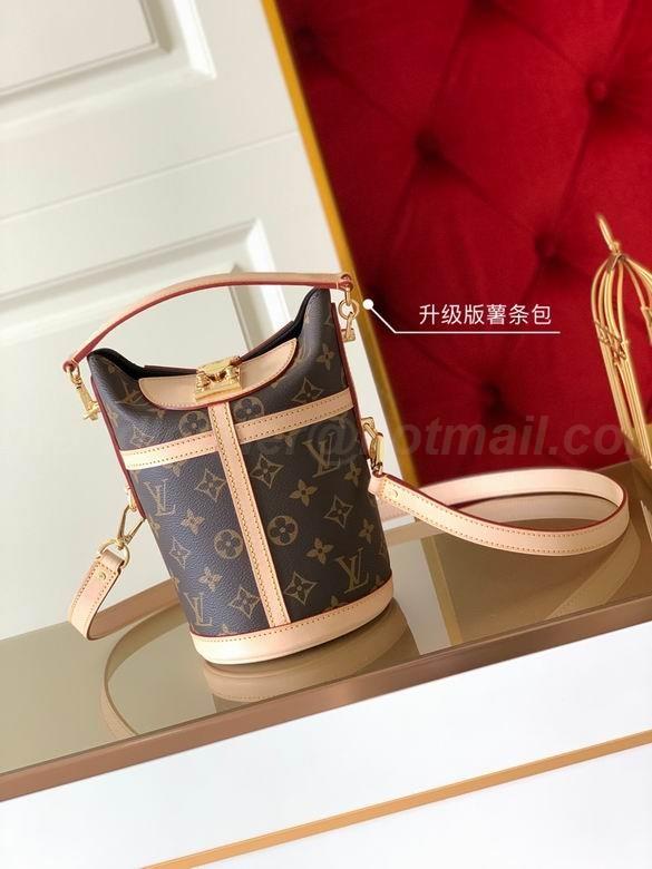 Louis Vuitton Handbags 116